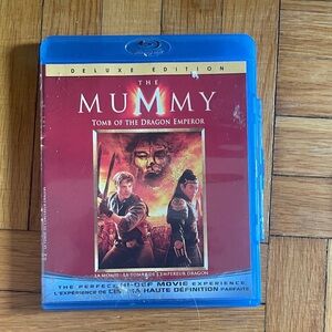 The Mummy: Tomb of the Dragon Emperor Blu-ray - Red Cover